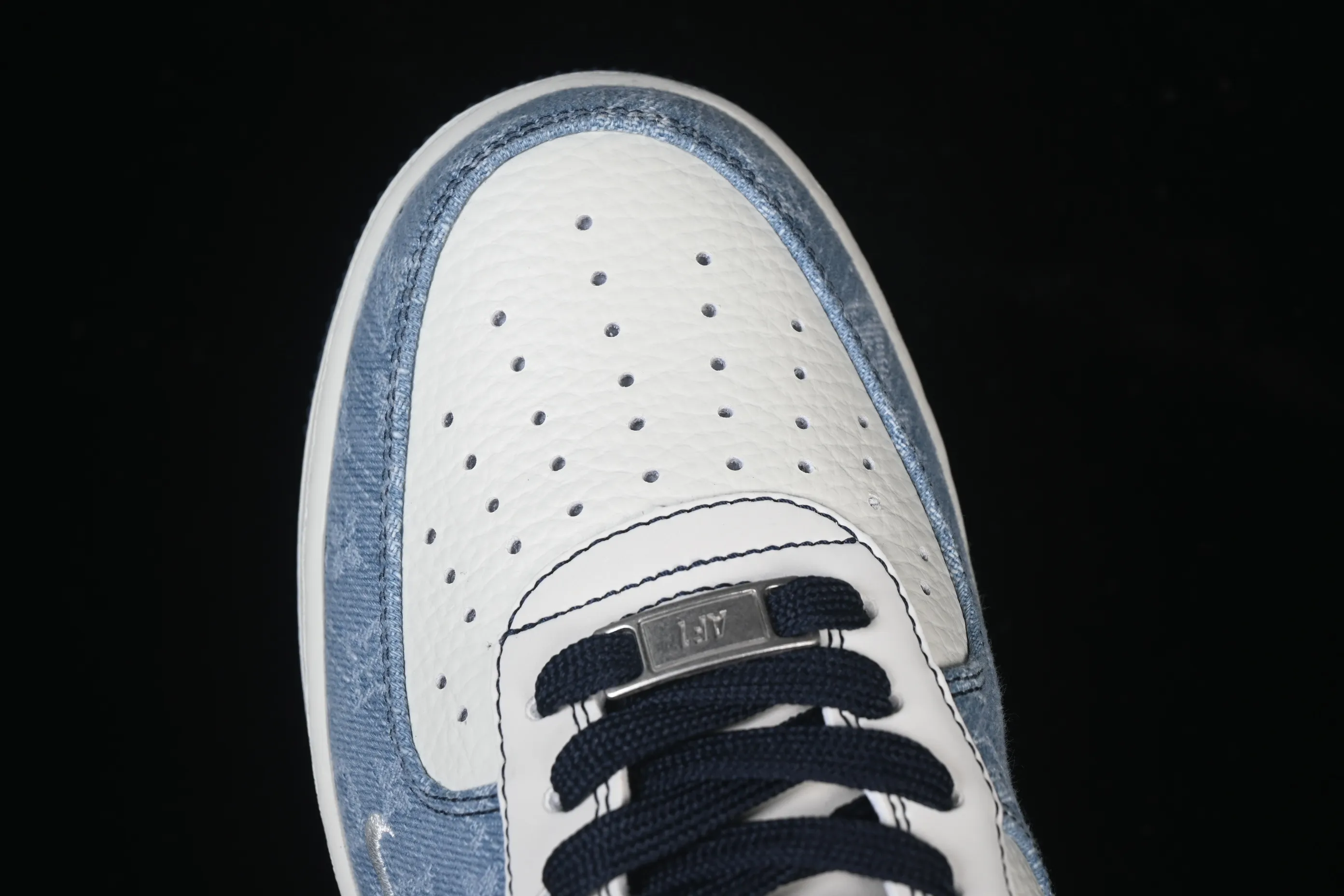 All Categories Nk Air Force 1 Air Force Series Nk Air Force 1 Low Air Force Low Nike Air Force 1'07 Low LV Joint Spliced ​​Denim Air Force One Low Casual Sneakers SC0601-556